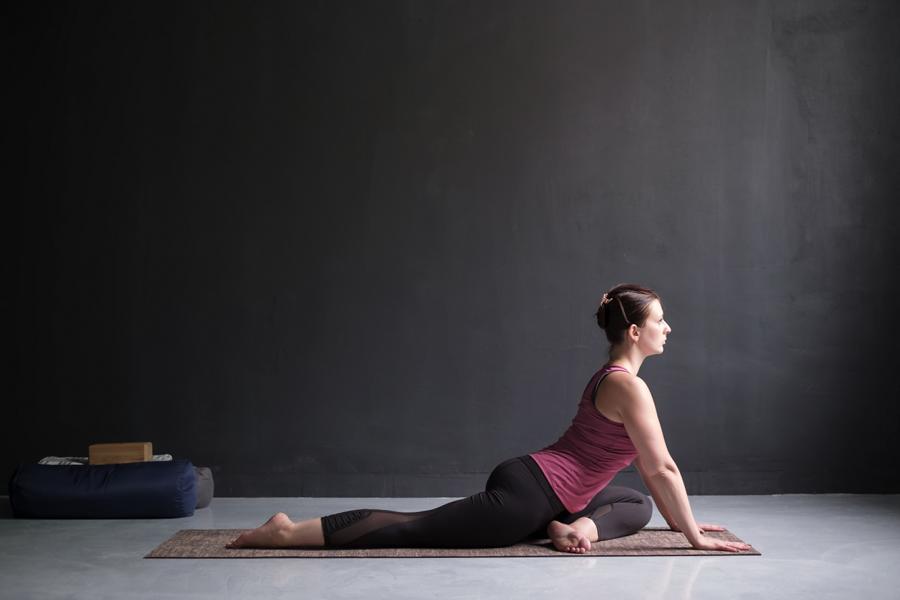 Yoga-Figur Die Taube Erklärung und Anleitung